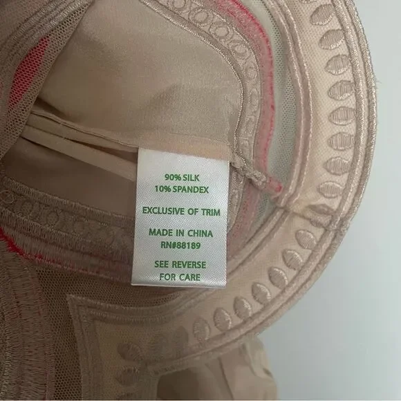 Lilly Pulitzer Silk Cream Blouse with Pink Scalloped Edges (Off the Shoulder) - Picture 6 of 8